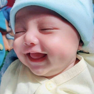 CẦN CÔ CHĂM BÉ SƠ SINH