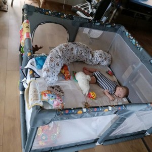 Chăm Bé Ở Chung Cư Quận Tân Phú Gần Aeon