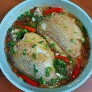 Nhà ở Tân phú , cần chị giúp việc nhà , Lương :13 triệu.