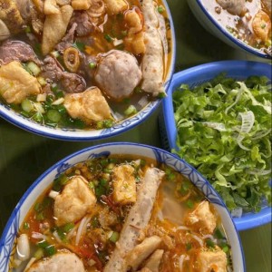 Cần người chuyên nấu ăn cty gia đình ở Bình Dương ( 5-10 người )