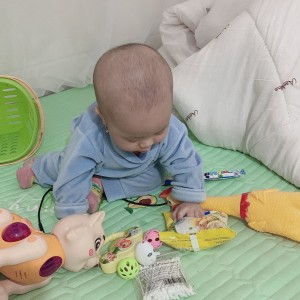 Cần gấp chị chăm bé Quận 2 lương  12 triệu bao ăn ở