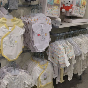 BÉ NHÀ EM ĐƯỢC 6 THÁNG CẦN CHỊ VỀ CHĂM LƯƠNG 10TR ( NHẬN LÀM VỚI GIA ĐÌNH) TẠI QUẬN 3