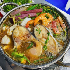 Ba mẹ em cần chị nội trợ lương 12 triệu+ phụ cấp 500k , em ở Quận 4