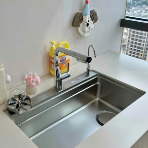 Nhà em ở biệt thự nhỏ, khu Song Hành, quận 2 cần gvn nấu ăn 4 người