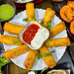 Cần 1 Nam Phụ Quán Xôi