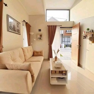 Nhà ở quận 10  ( đường 3/2 ) cần cô phụ việc nhà ở lại,