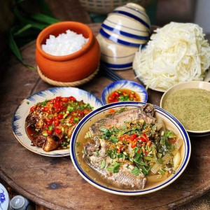 Cần cô chăm bà 87 tuổi, ở quận 10 bao ăn ở