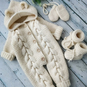 Nhà em cần cô Chăm Bé 6 Tháng ở Thủ Đức