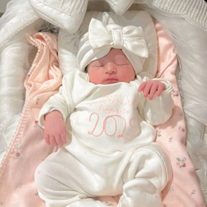 Chăm bé sơ sinh theo cữ, pha sữa, vệ sinh, theo dõi giấc ngủ, nhà bé ở  đường Ba Tháng Hai, Quận 10