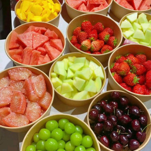 Em cần tìm gấp cô giúp việc chăm sóc bà khu vực Quận 1, lương 13 triệu ( bao ăn ở )