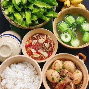 Tuyển cô làm việc thời vụ tại quận 12