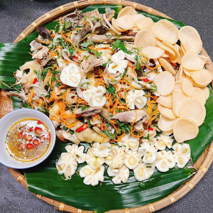 EM CẦN 2 NỮ DƯỚI 35 TUỔI ĐẾN HỖ TRỢ VIỆC QUÁN XÁ LƯƠNG 9TR TẠI QUẬN THỦ ĐỨC