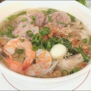 Quán hủ tiếu nam vang tại Nguyễn Trường Tộ, Quận 4 cần người phụ quán - lương 9tr