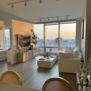 Cần Tìm Cô Giúp Việc Đi Về Quận 1