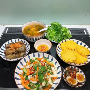 LƯƠNG 11TR CẦN TÌM CHỊ VỀ GIÚP VIỆC NHÀ Ở ĐƯỜNG LÊ VĂN SỸ- QUẬN 3