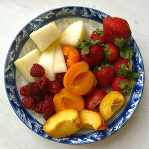 Nhà em cần gấp giúp việc nhà quận 11 - Lương 12 triệu ( bao ăn ở )