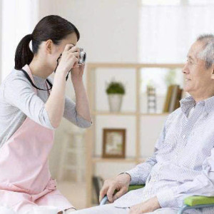 ĐƯỜNG HÀ TÔN QUYỀN- QUẬN 11 EM CẦN TUYỂN CHỊ VỀ CHĂM SÓC ÔNG ĐI LẠI YẾU LƯƠNG 11TR