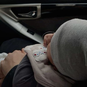 Nhà ở quận 5, cần chị bảo mẫu , bé 8 tháng. ( bao ăn ở )