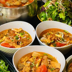 Khách sạn nhỏ ở quận 10 cần cô tạp vụ