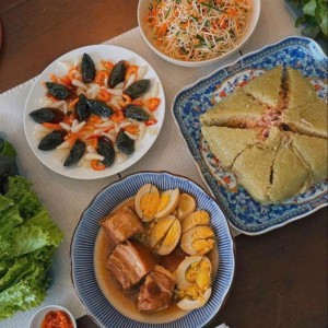 GIA ĐÌNH MUỐN TÌM CHỊ GIÚP VIỆC- NẤU ĂN TẠI QUẬN 5 LƯƠNG 11TR