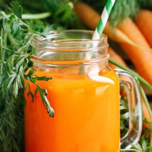 Cần 1 bạn nữ từ 1990-2000 bán hàng mang đi