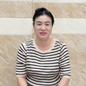 CHỊ ĐỨC SN 1978 CHUYÊN NHẬN VIỆC CHĂM ÔNG BÀ ĂN Ở LẠI