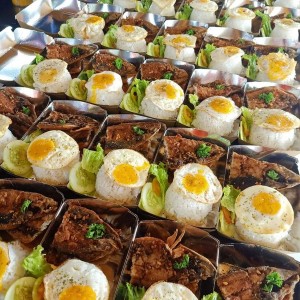 quán cơm văn phòng ở Tân Bình cần tìm cô phụ quán cơm.