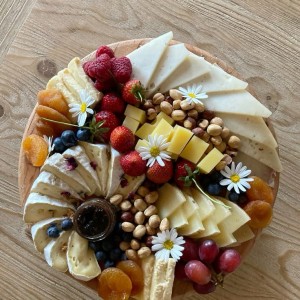 Nhà ở Thủ Dầu Một cần cô nấu ăn và dọn dẹp