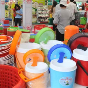 Cửa hàng nhựa ở chợ căn cứ 26 Gò Vấp cần 1 bạn bán hà.ng