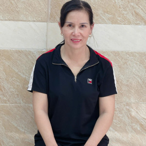 Chị Hiếu người Bến Tre là mẹ đơn thân , con cái đã lớn . Chị nhận việc đi làm không vướng bận gia đình