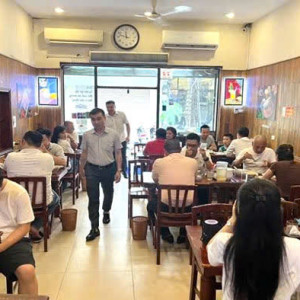 QUÁN CƠM VĂN PHÒNG Ở TÂN BÌNH CẦN 2 NHÂN VIÊN NAM/ NỮ PHỤ QUÁN LƯƠNG 9TR