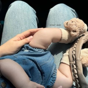 NHÀ 1 TRỆT CÓ 2 VỢ CHỒNG  VÀ 1 BÉ GÁI 8 THÁNG CẦN TÌM CHỊ VỀ CHĂM LƯƠNG 13TR TẠI NGUYỄN VĂN HƯỞNG- QUẬN 2