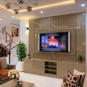 Nhà 1 trệt 1 lầu ở quận Tân Bình cần cô giúp việc ở lại cho gia đình sếp