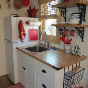 Giúp việc nhà cho ba mẹ và 1 bé gái 1 tuổi ở Thủ Đức