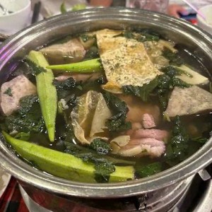 Cần nữ phụ quán lẩu dê tại Thuận An Bình Dương. Lương 8tr/tháng + bo tips