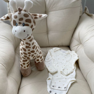 Cần cô chăm bé 5 tháng ở Bình Đăng quận 8 .( làm bao ăn ở )