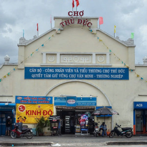 TUYỂN GẤP MỘT CÔ VỀ LO VIỆC CƠM NƯỚC CHO GIA ĐÌNH EM Ở CHỢ THỦ ĐỨC LƯƠNG 10TR