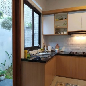 Nhà ở ngay Thạnh Lộc – quận 12 –Cần cô giúp việc- lương 11 triệu bao ăn ở lại