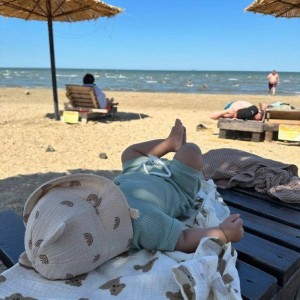 Bé nhà ngoan, không quấy nhiều, vợ chồng em đi làm tới tối mới về- cần chị về lo cho bé 9 tháng- Quận Gò Vấp