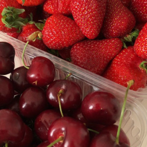 Cần chị dưới 54 tuổi, làm giúp việc nhà.