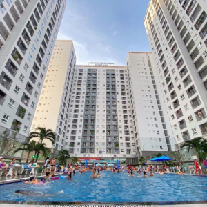 Tìm người chăm bé yêu ở quận 12 - Lương  khởi điểm 10 triệu .( bao ăn ở )