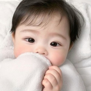 Cần thêm người phụ chăm bé 8 tháng tuổi ở Quận Phú Nhuận
