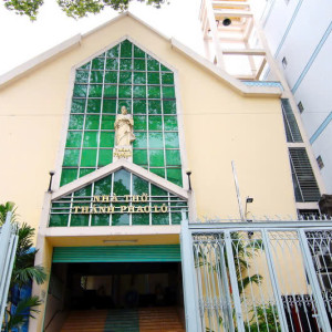 HÔM NAY EM CẦN TUYỂN GẤP CHỊ VỀ GIÚP VIỆC NHÀ LƯƠNG 10TR BAO ĂN Ở TẠI Q10