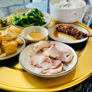 GIA ĐÌNH EM Ở ĐƯỜNG NAM KỲ KHỞI NGHĨA, QUẬN 3- CẦN TÌM CHỊ GIÚP VIỆC NHÀ