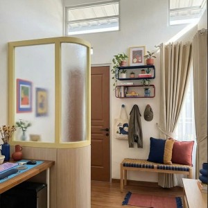 Cần 2 ( Nam / Nữ ) Phụ Quán Bán Trái Cây , Ở Quận 7