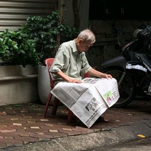 Phú Nhuận cần một cô ở lại trông ông 81 tuổi