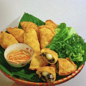 🌼 Tuyển Cô Chăm Ông 85 Tuổi Tại xóm Chiếu – Quận 4