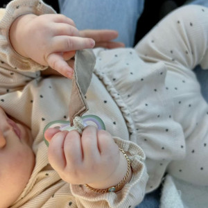 Nhà chị Tuyết cần người chăm bé 5 tháng, ở quận 3. Lương khởi điểm 10 triệu ( bao ăn ở)