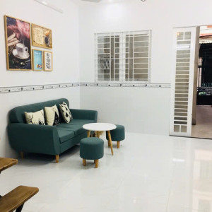 GIA ĐÌNH CÓ 3 THÀNH VIÊN CẦN CHỊ VỀ GIÚP VIỆC NHÀ LƯƠNG 13TR