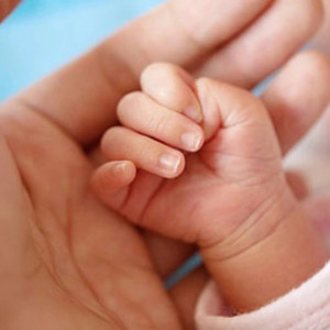 TUYỂN CHỊ CHĂM BÉ 7 THÁNG CHO VỢ CHỒNG QUẬN BÌNH TÂN LƯƠNG 10TR BAO ĂN Ở LẠI